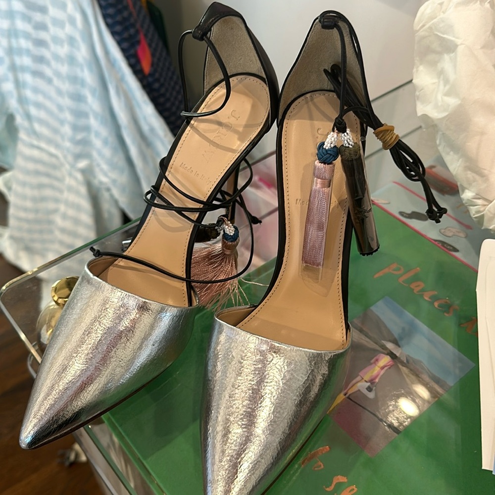 Silver Jcrew heels with tassels size 9.5! Never worn brand new!